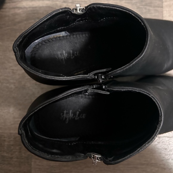 Style and Co. booties - Picture 3 of 6